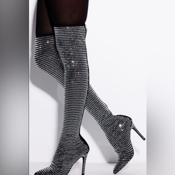 Mata shoes - Picture 1 of 3